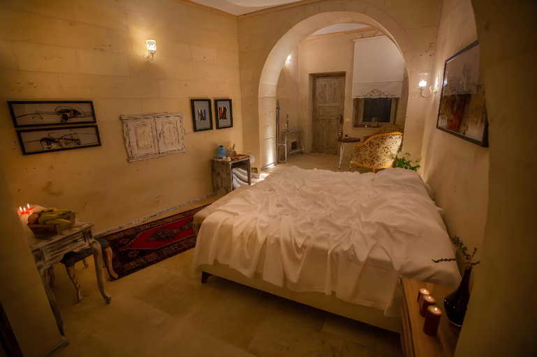 Bedroom 3, Karlik Cave Suite, Nevşehir