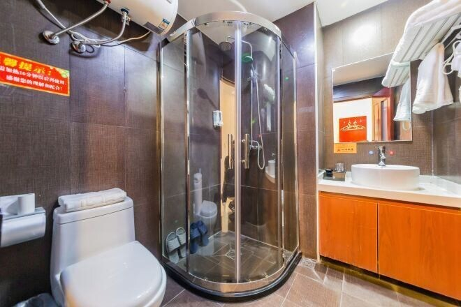 Bathroom 4, Hohhot Bolun Hotel (E-commerce Center Kongjiaying Subway Station), Hohhot