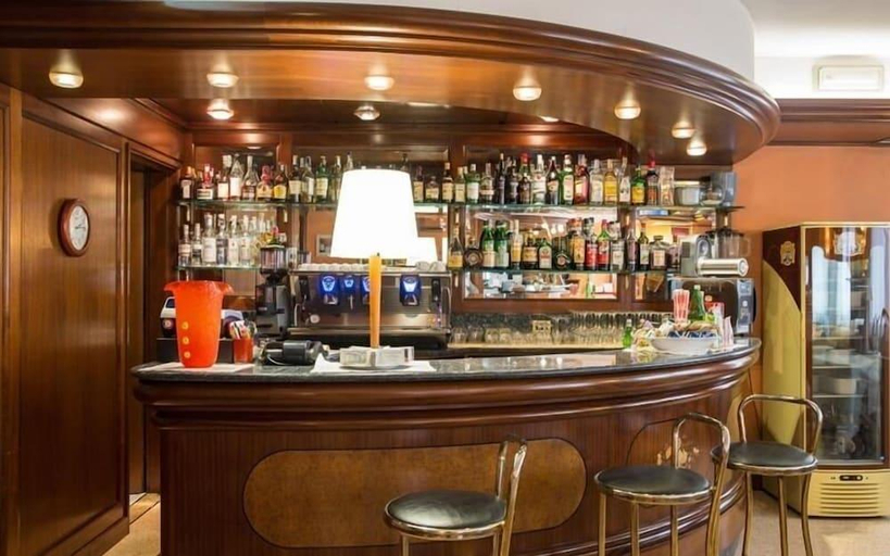 Food & Drinks 4, Hotel Villa Monica, Pordenone