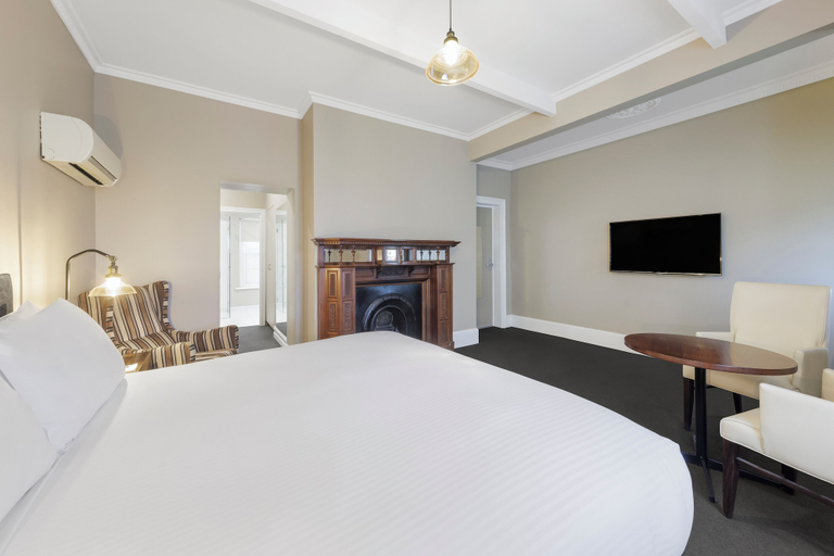 Bedroom 3, Best Western Olde Maritime, Warrnambool