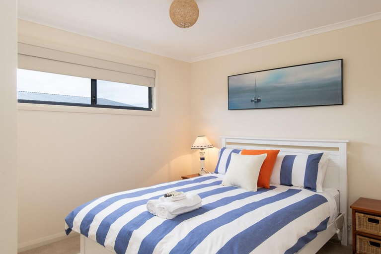 Bedroom 2, Seaspray Beach House, George Town - Pt B