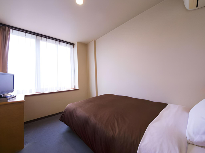 Bedroom 2, Nishiakashi Rincarn Hotel, Akashi