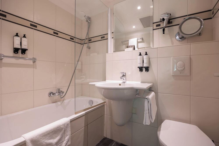 Bathroom 5, Apollofirst Boutique Hotel, Amsterdam