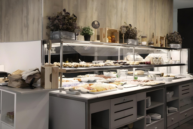 Food & Drinks 5, Petit Palace Plaza Espana, Madrid