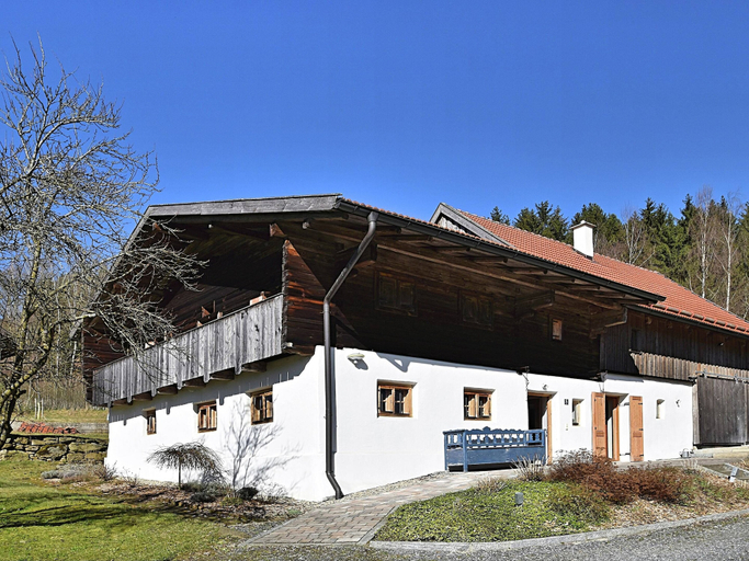 Primary image
