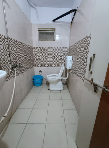 Bathroom 5, Hotel K A Square, Bhopal