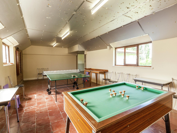 Sport & Beauty, Mansion in Kruiskerke near Forest and Lake, West-Vlaanderen