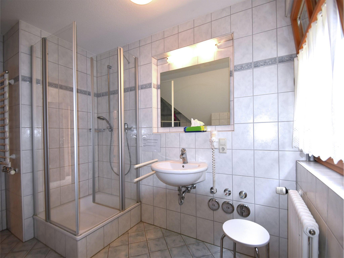 Bathroom 4, Family-friendly Apartment, Freiburg im Breisgau