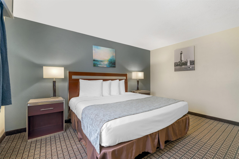 Bedroom 3, Best Western Maritime Inn, Door