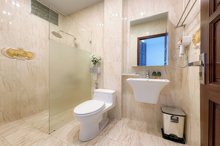 Bathroom 4, Eva Adam Hotel, District 7