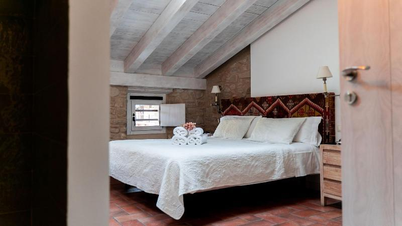 Bedroom 2, Hotel El Cerco, Navarra