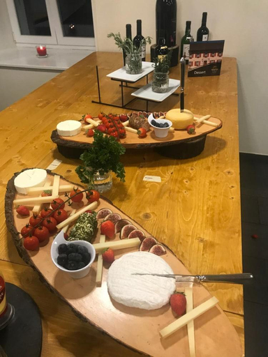 Food & Drinks 2, Hotel de Ville, Val-de-Travers