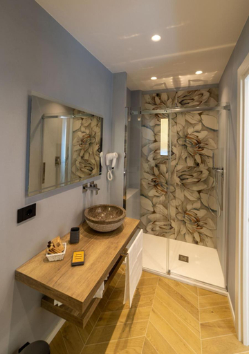 Bathroom 2, Alba sul Mare, Grosseto