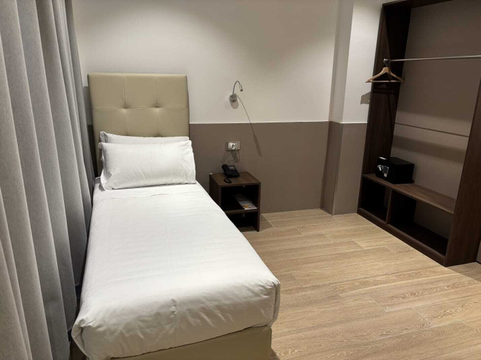 Bedroom 3, Lh HOTELS, Milano