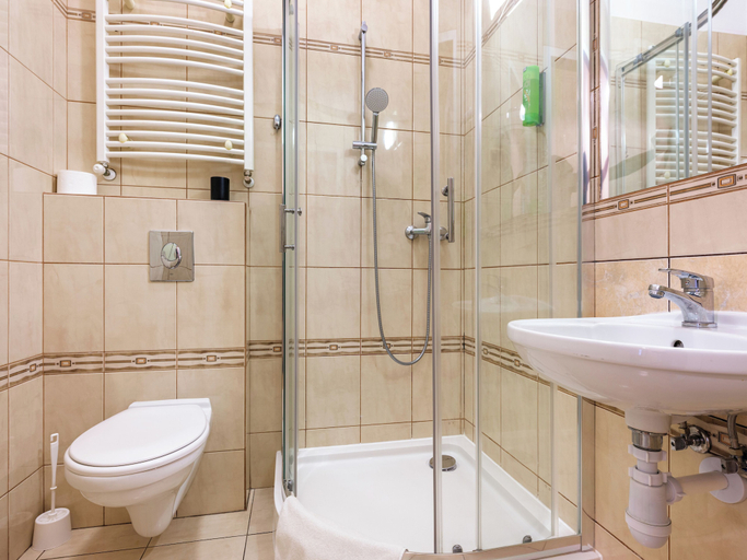 Bathroom 3, Kosmopolita Rooms, Kraków City
