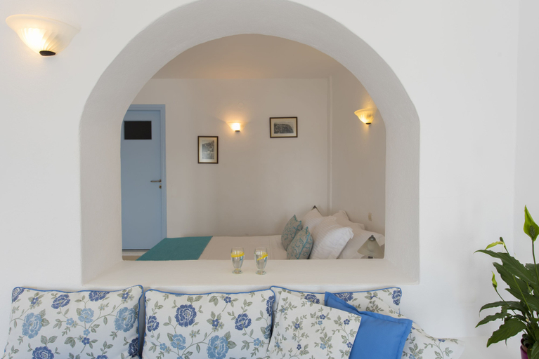 Bedroom 4, Kastro Suites, South Aegean