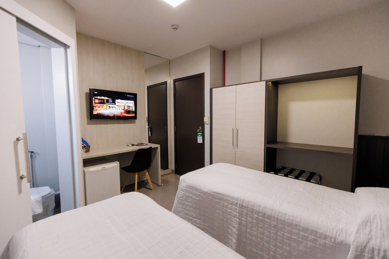 Bedroom 3, Tonello Business Hotel, Campo Mourão