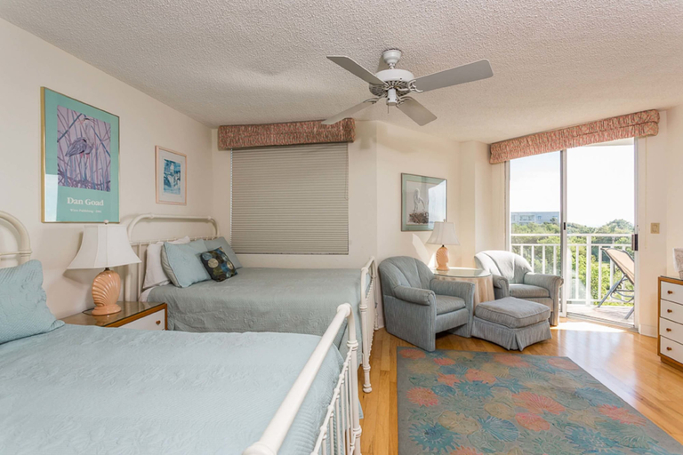 Bedroom 3, Hodnett Cooper's North Breakers, Glynn