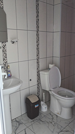Bathroom, buseyine otel, Marmara