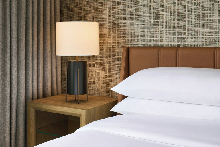 Bedroom 3, Sheraton Suites Chicago O'Hare, Cook
