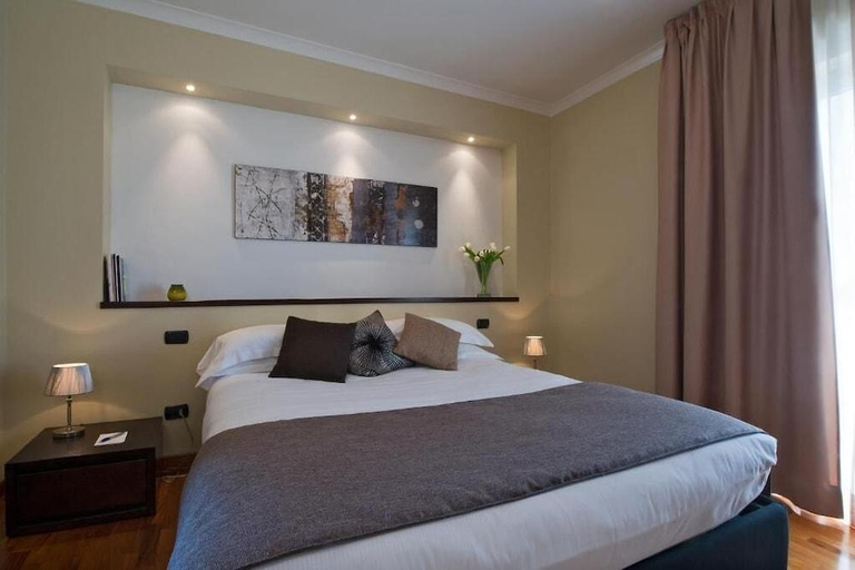 Bedroom 3, Garden Hotel, Latina