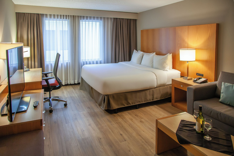 Bedroom 3, iHOTEL & Conference Center Red Deer, Division No. 8