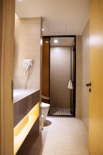 Bathroom 3, JI Hotel Shanghai Yingao Road Metro Station, Shanghai