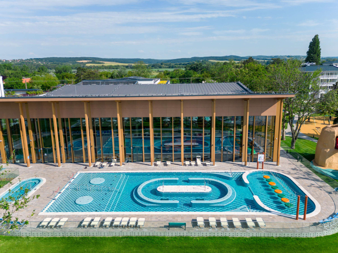 Exterior & Views 2, Mövenpick BalaLand Resort Lake Balaton, Siófok