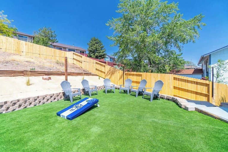 Sport & Beauty 5, The Deco Retreat - UNR - Pet Friendly, Washoe