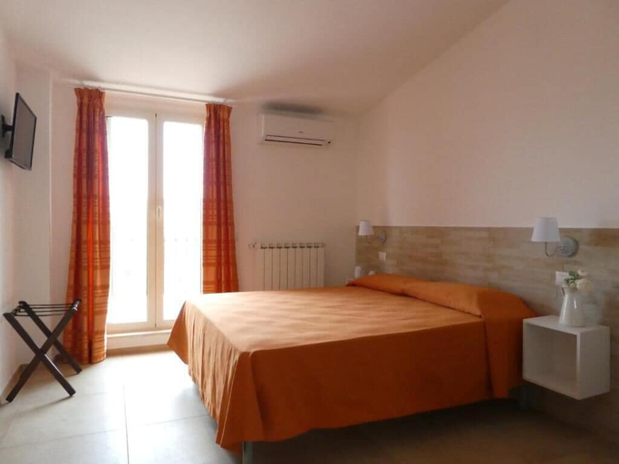 Bedroom 2, Villa Vesta, Foggia