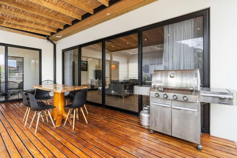 Others 2, CU28 New 3 Bdrm Home w Pool and Guanacaste Tree, Santa Cruz