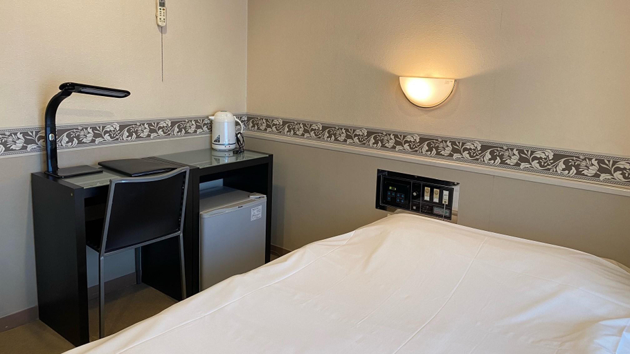 Bedroom 2, BusinessHotel La Firenze, Sōka