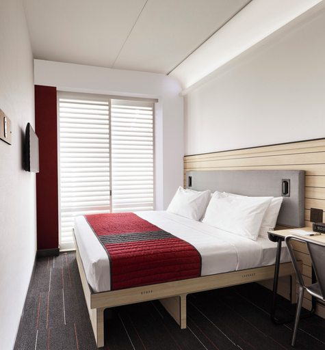Bedroom 3, Pod Times Square, New York