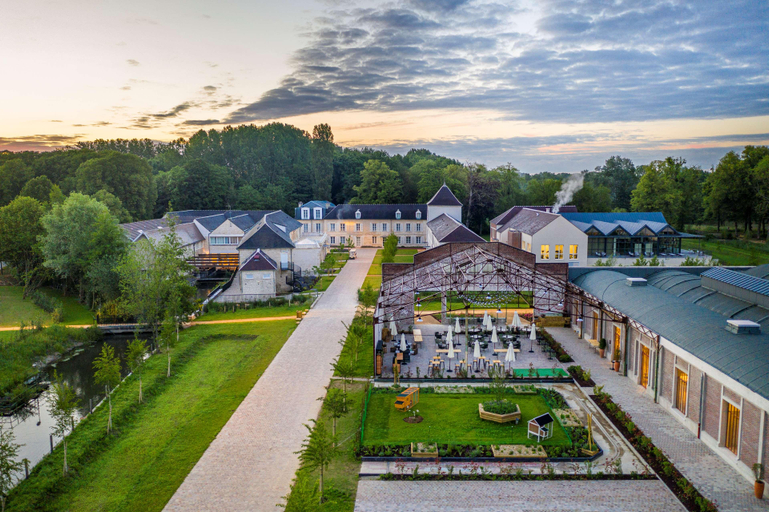 Public Area 4, Le Grand Pavillon Chantilly, Oise