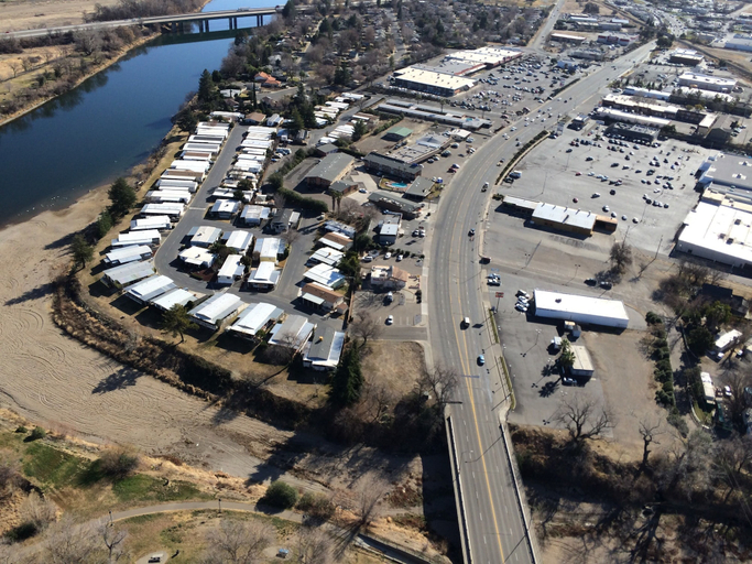 Exterior & Views 3, The River Inn and Suites, Tehama