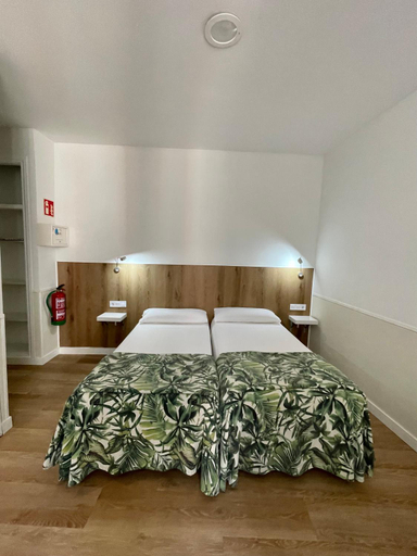 Bedroom 2, Apartamentos Mayor Centro, Madrid