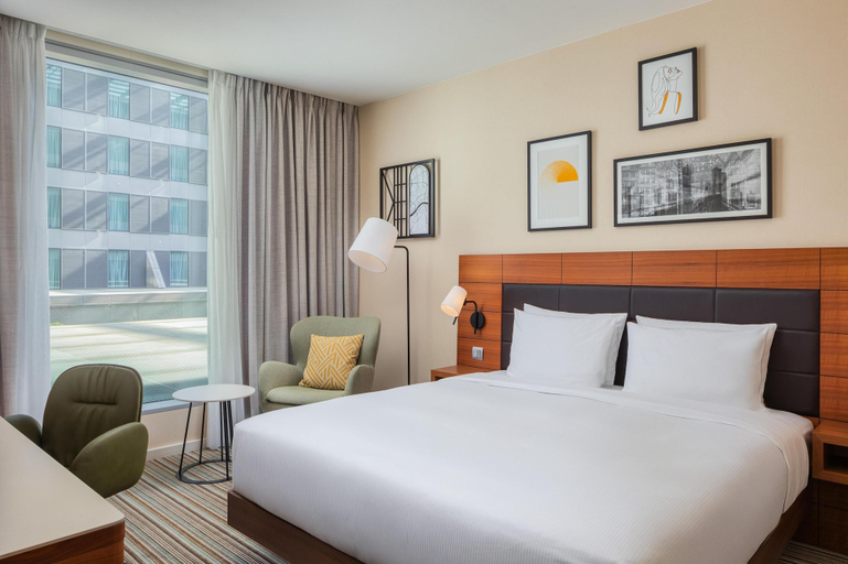 Bedroom 3, Hilton Garden Inn Frankfurt Airport, Frankfurt am Main