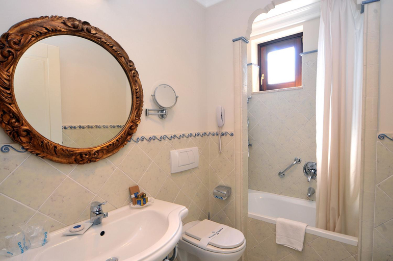 Bathroom, Arciduca Grand, Messina