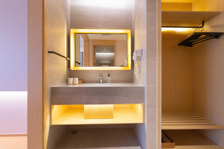 Bathroom 3, Ji Hotel Changchun Jingkai District Pudong Road, Changchun