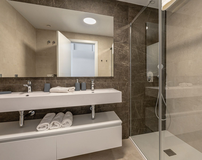 Bathroom 3, Sunset Cliffs Residence, Alicante