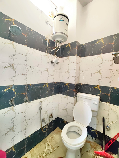 Bathroom 3, Ashoka Homestay Ayodhya, Faizabad