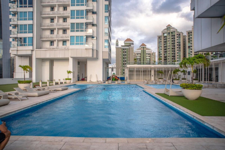 Room 3, Gold Tower - Bright 3 BDR Apt in Costa del Este, Panamá