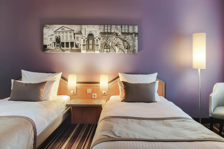 Bedroom 3, Leonardo Hotel Weimar, Weimar