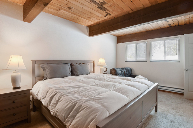 Bedroom 5, Alpine Manor Retreat Mountain Relaxation, Placer