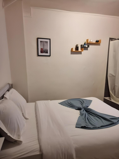 Bedroom 4, Hôtel Aboukir, Paris