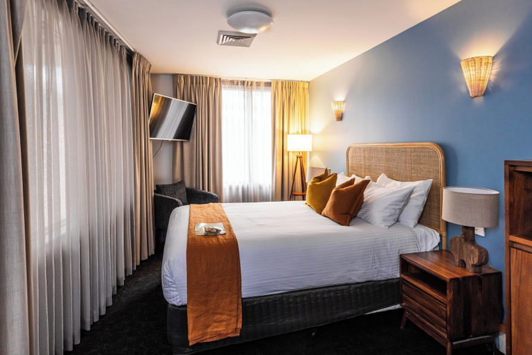 Bedroom 2, The Lucky Hotel, Newcastle - Inner City