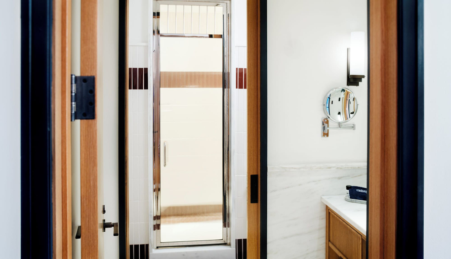 Bathroom 4, Shinola Hotel, Wayne
