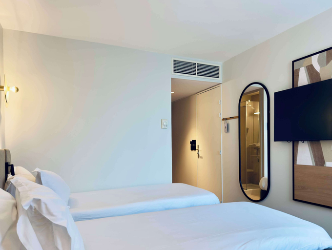 Bedroom 3, Golden Tulip Villepinte Roissy Parc des Expositions, Seine-Saint-Denis