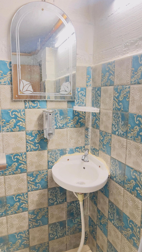 Bathroom 3, Neelkanth retreat, Nainital