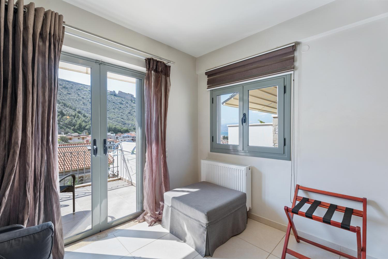 Bedroom 4, Aerinon Guesthouse, Peloponnese